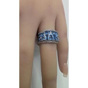 Stunning Blue Crystal Statement Ring Size 6
